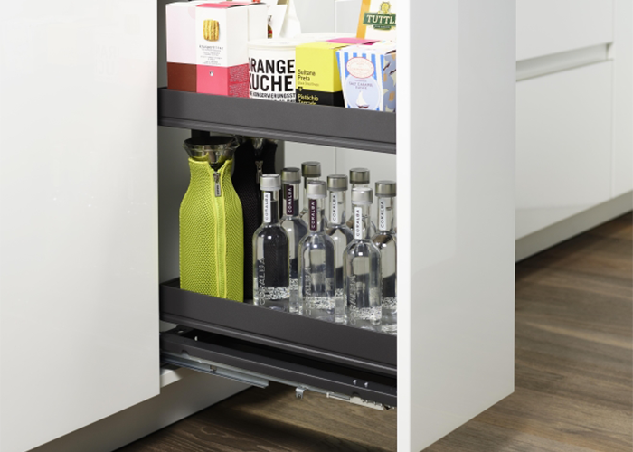 accessible-kitchens_easy-glide-drawers